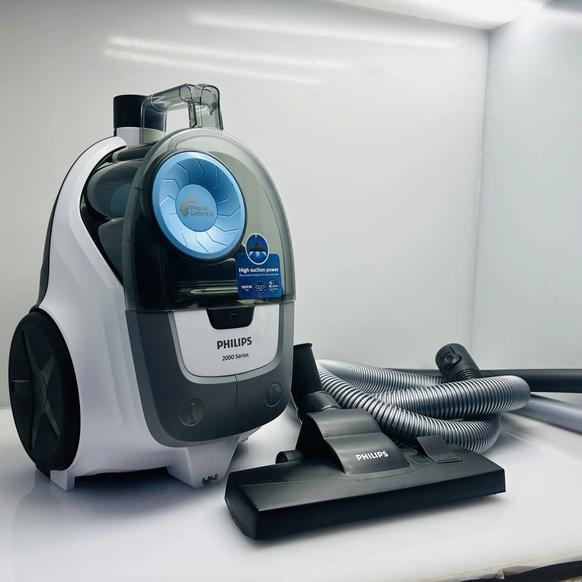 Pre-Owned Philips Series 2000 Bagless Vacuum Cleaner