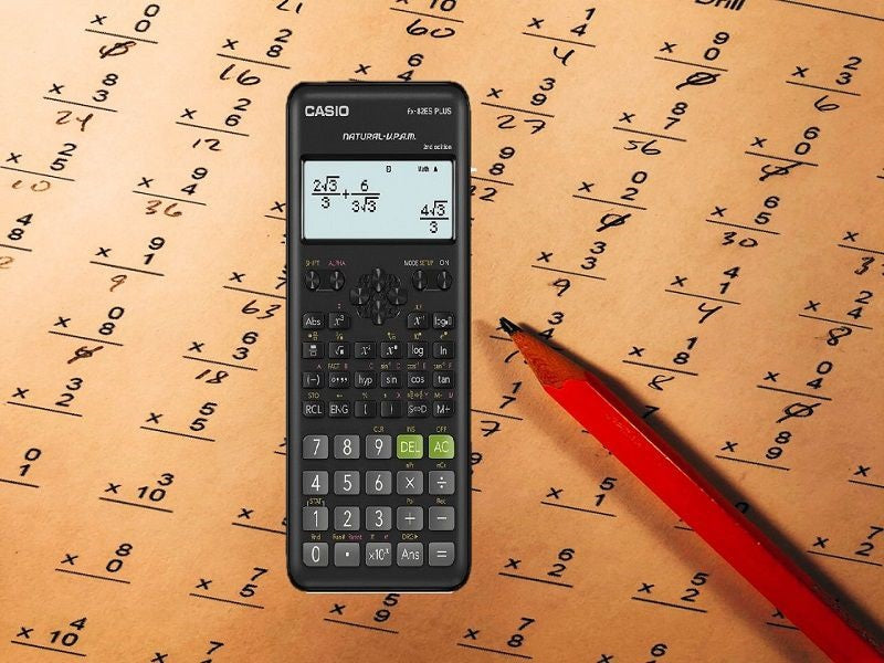 CASIO Fx82Es+ Calculator + Bic Clic