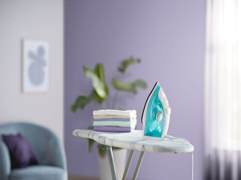 PHILIPS 2000W Easyspeed Steam Iron Green