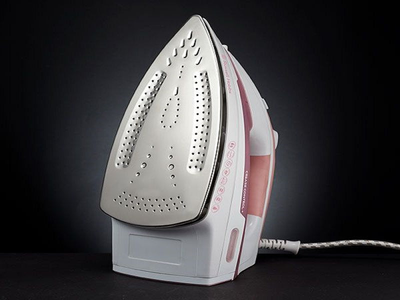 RUSSELL Hobbs Crease Control Iron