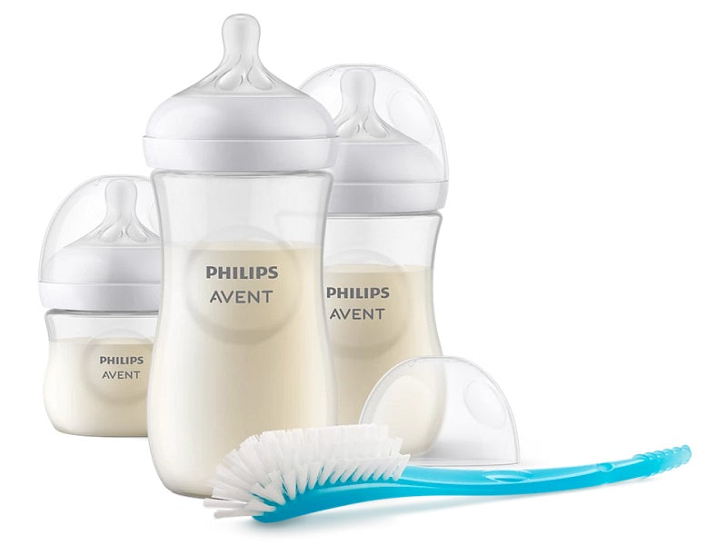 Philips Avent Natural Response gift set, three bottles filled with milk and cleaning brush
