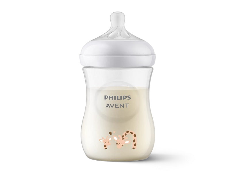 Philips Avent Natural Response 260ml baby bottle with giraffe print design
