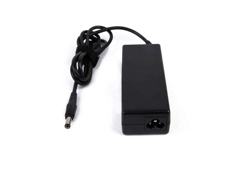 TOSHIBA Lt Charger 15V-4A 6.3*3.0 60W